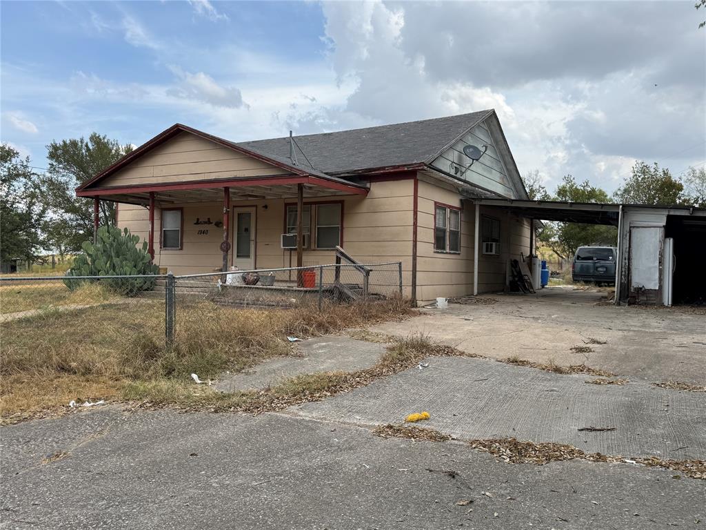 1940 S Pearl Street Property Photo 2