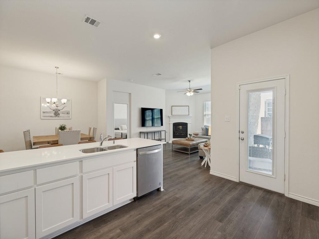 312 Penn Street Property Photo 6