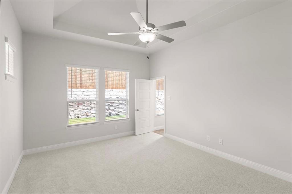 1033 Lovely Day Drive Property Photo 8