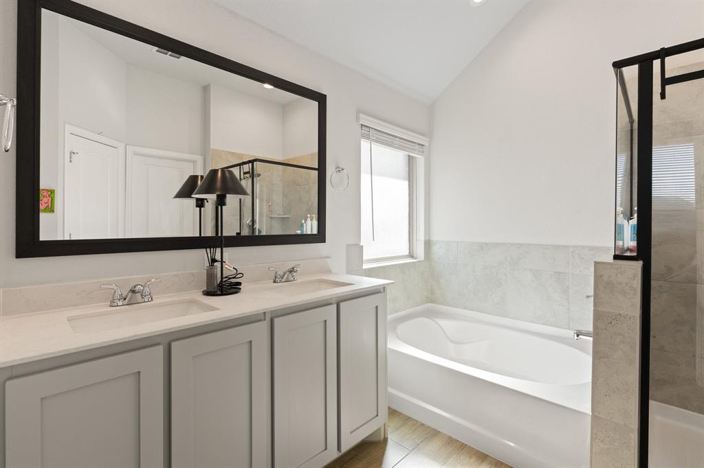 14828 Grissom Avenue Property Photo 19