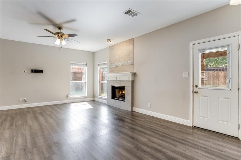908 Dallas Lane Property Photo 18