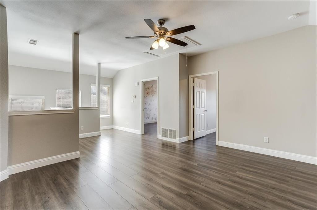 908 Dallas Lane Property Photo 27