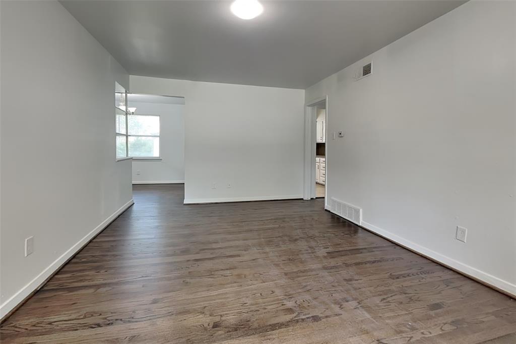 10907 Cotillion Drive Property Photo 4