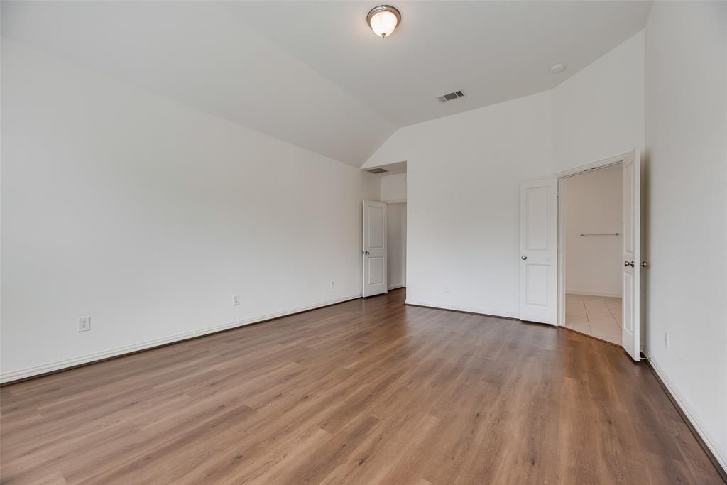 812 Overton Avenue Property Photo 12