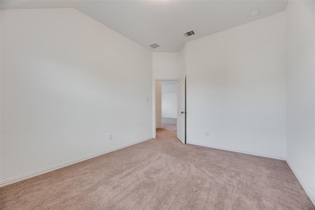812 Overton Avenue Property Photo 19