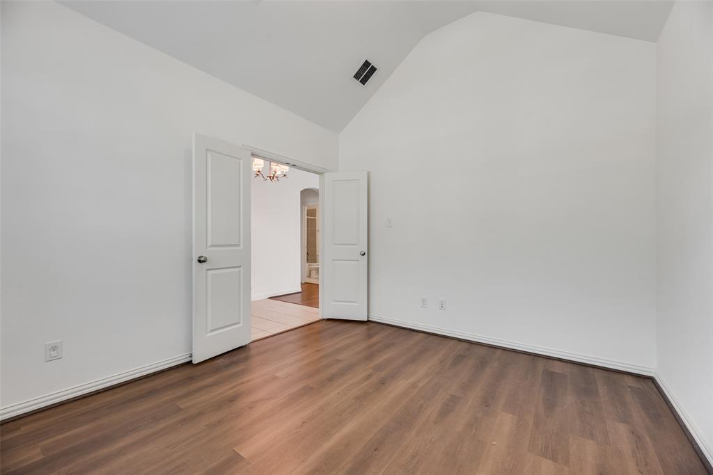 812 Overton Avenue Property Photo 23