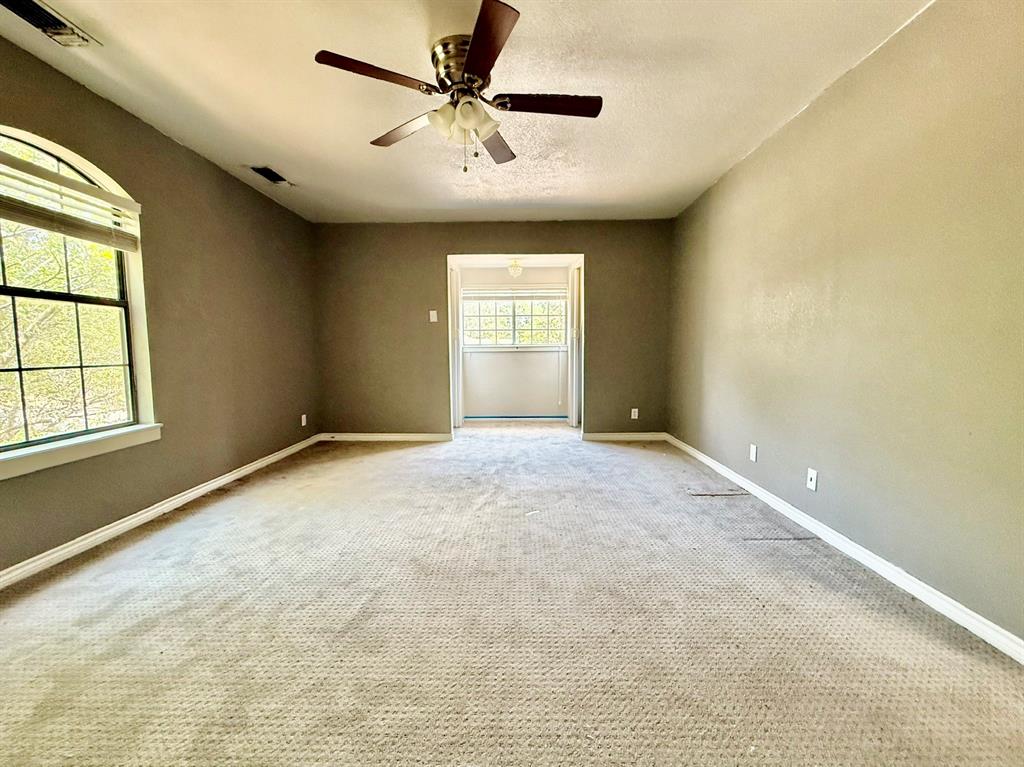 312 S Mockingbird Lane Property Photo 11
