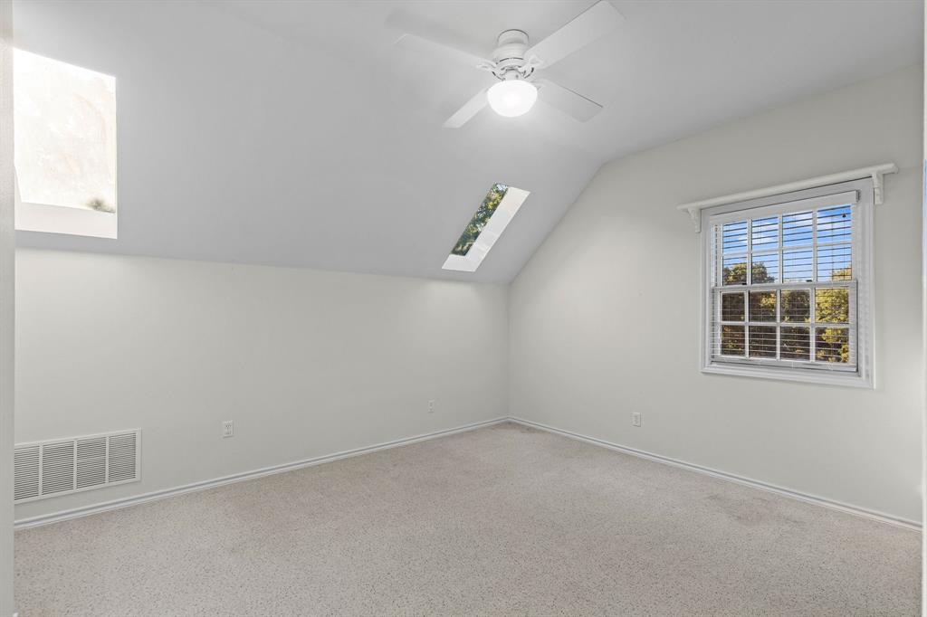 872 County Road 1670 Property Photo 26
