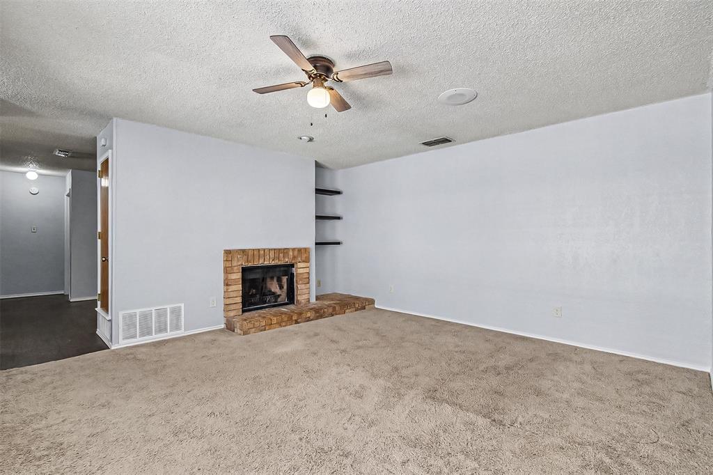 5211 Wild West Drive Property Photo 6