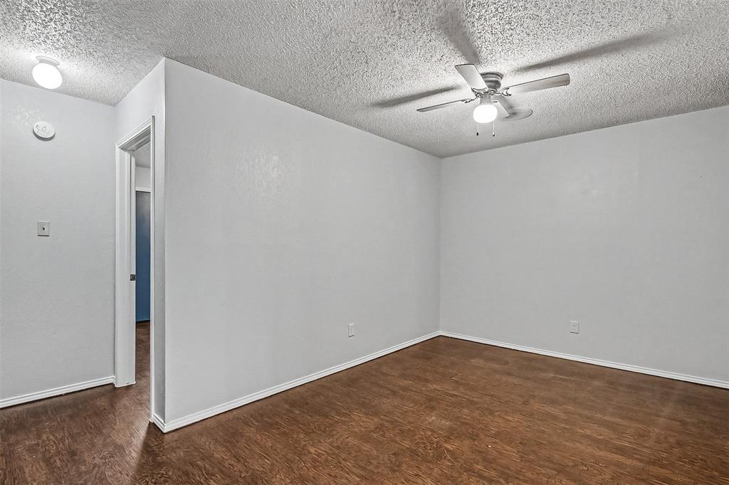 5211 Wild West Drive Property Photo 12