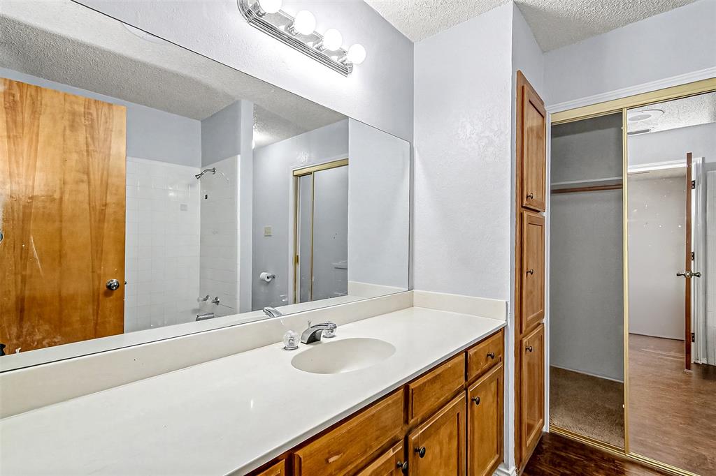5211 Wild West Drive Property Photo 17