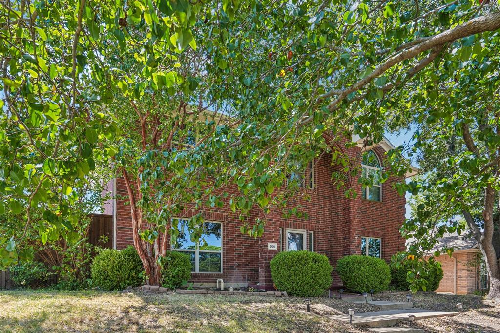 206 Tanglewood Drive Property Photo 3