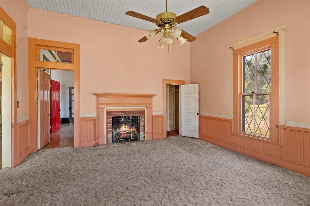 411 Ellis Property Photo 5