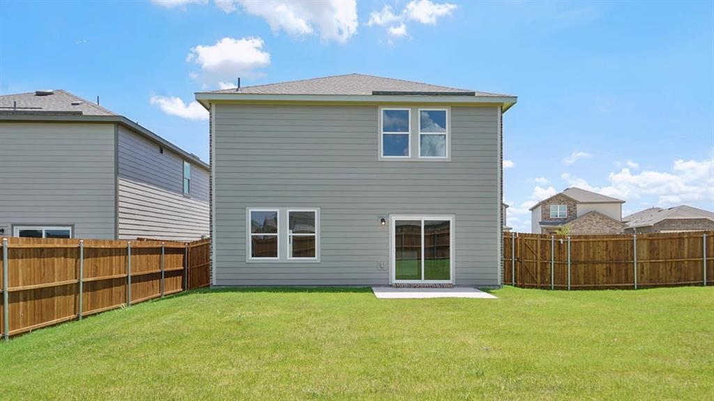 2104 Stampede Drive Property Photo 6