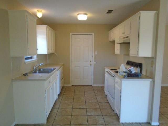 3910 Trinity Lane Property Photo 5