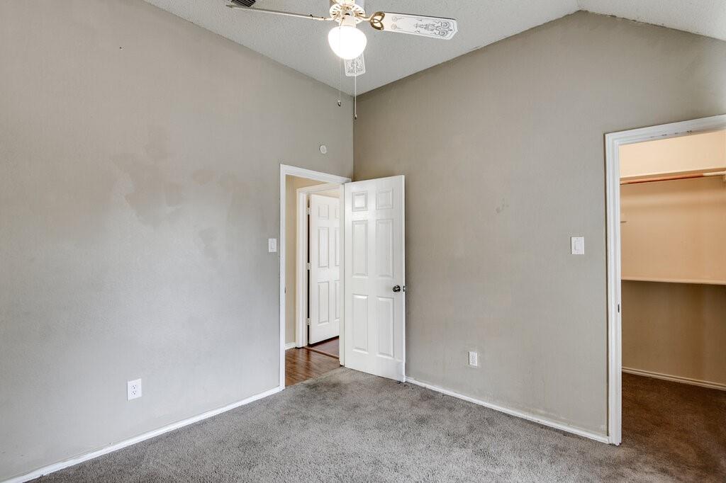 952 Freshwood Court Property Photo 15