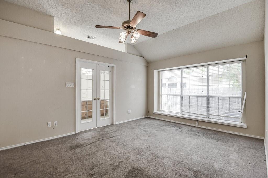 952 Freshwood Court Property Photo 17