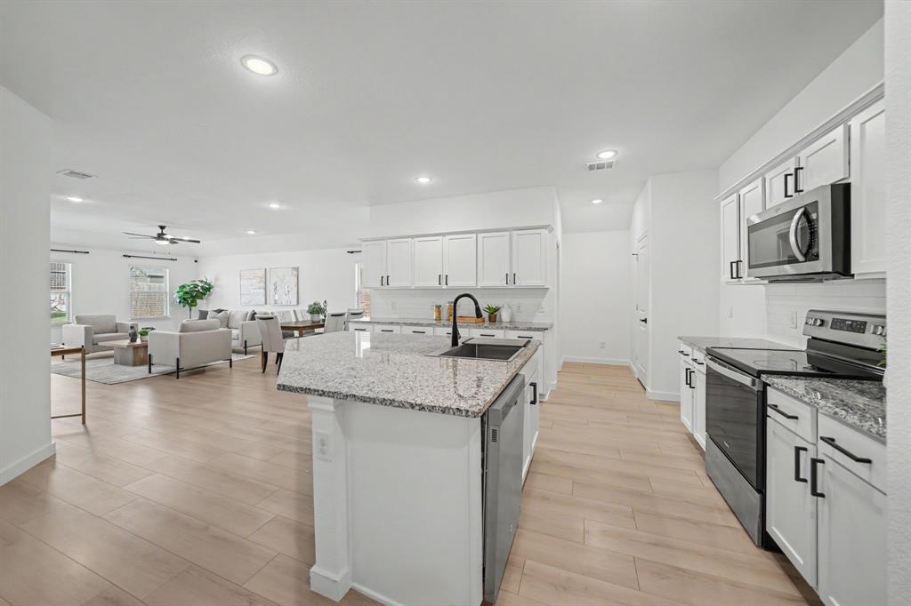3204 Everly Drive Property Photo 11