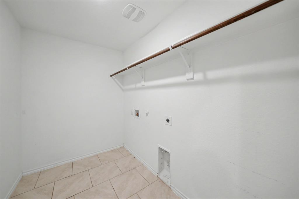 3204 Everly Drive Property Photo 23