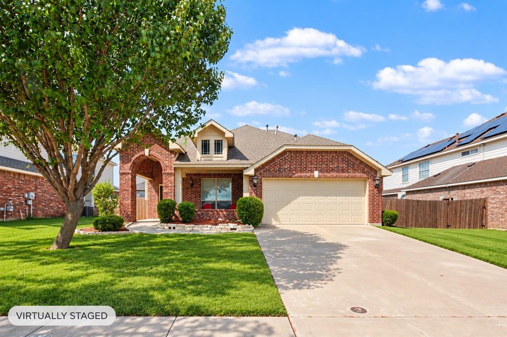 200 Lorient Drive Property Photo 1