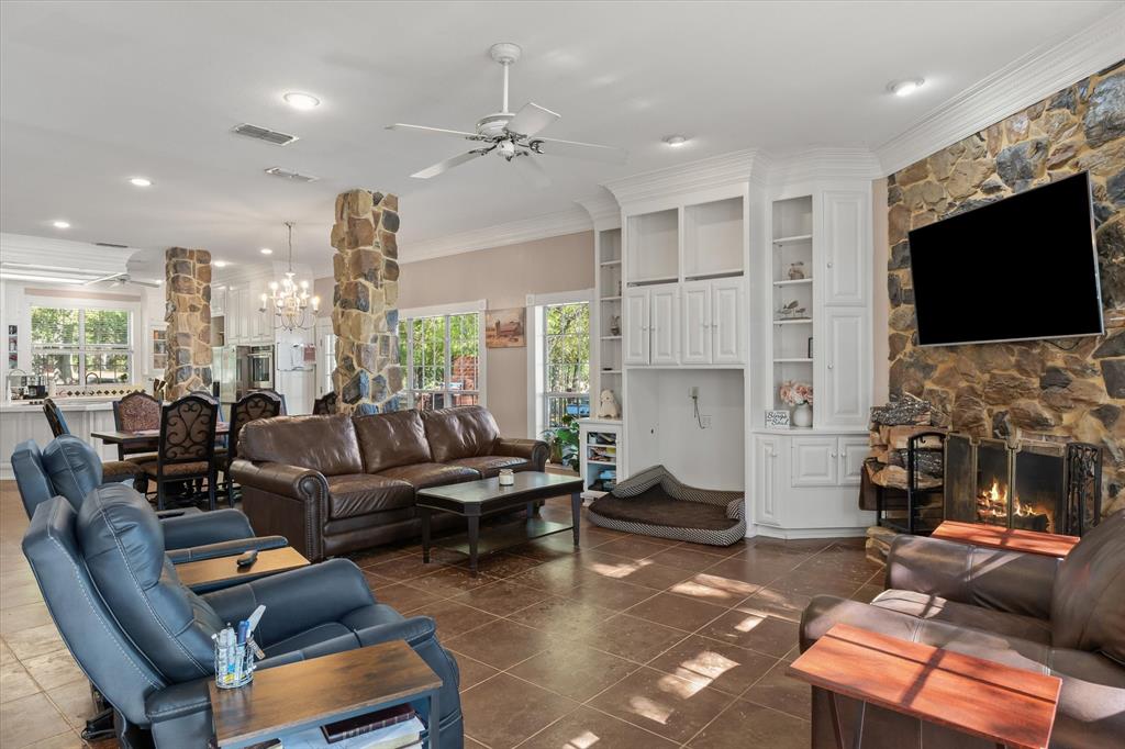 1551 Vz County Road Property Photo 4