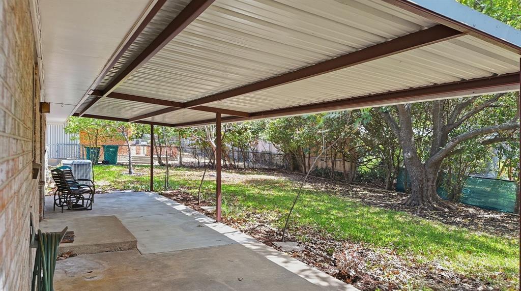 2512 Lowrey Drive Property Photo 21