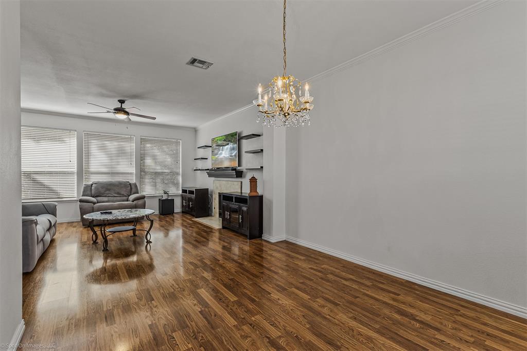 716 Waterwood Lane Property Photo 4