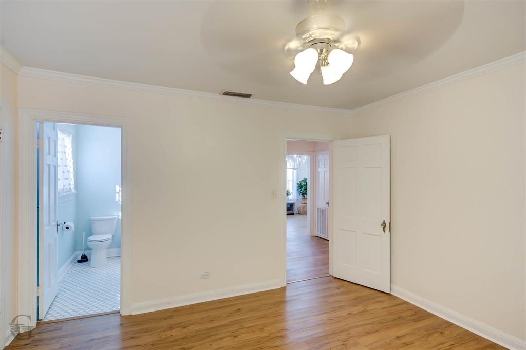 213 Leo Avenue Property Photo 12