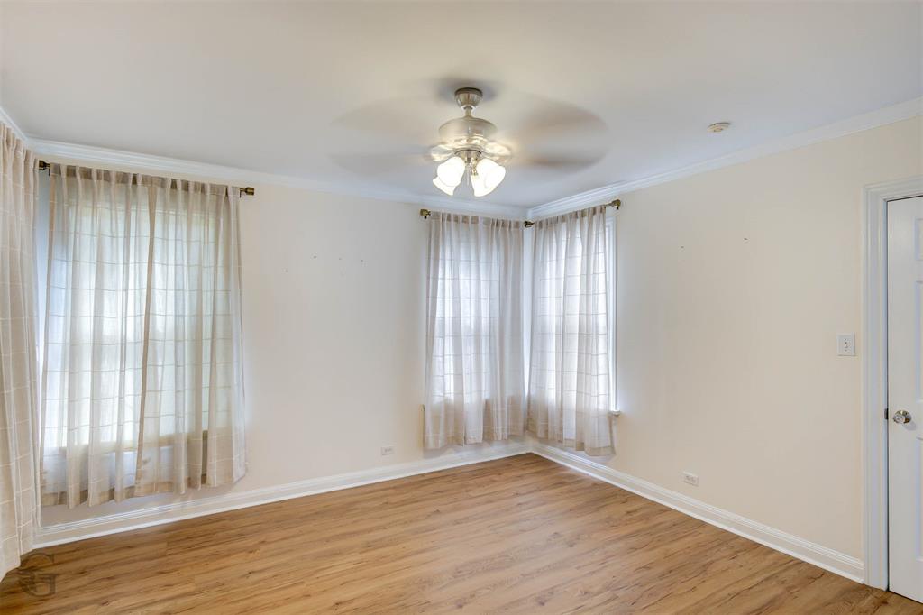 213 Leo Avenue Property Photo 13