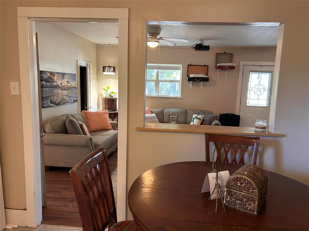 910 Plainview Road Property Photo 10