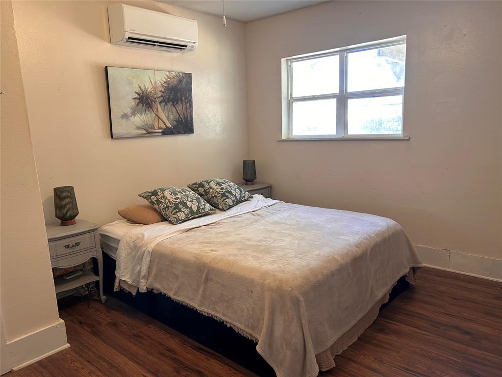 910 Plainview Road Property Photo 16