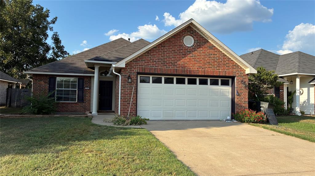 326 Gaston Lane Property Photo 1