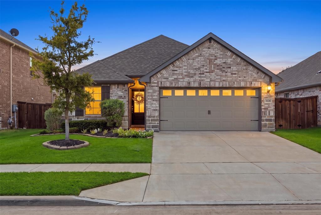 5556 Cypress Willow Bend Property Photo 5