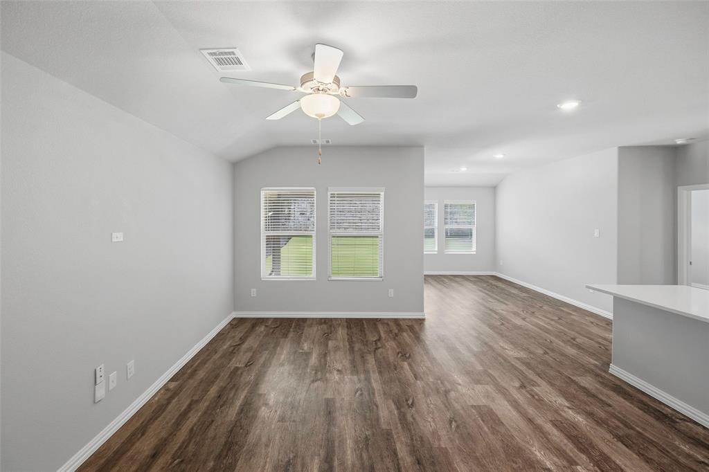 5556 Cypress Willow Bend Property Photo 11