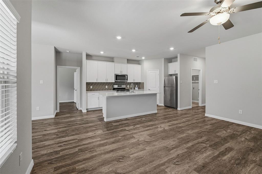 5556 Cypress Willow Bend Property Photo 13