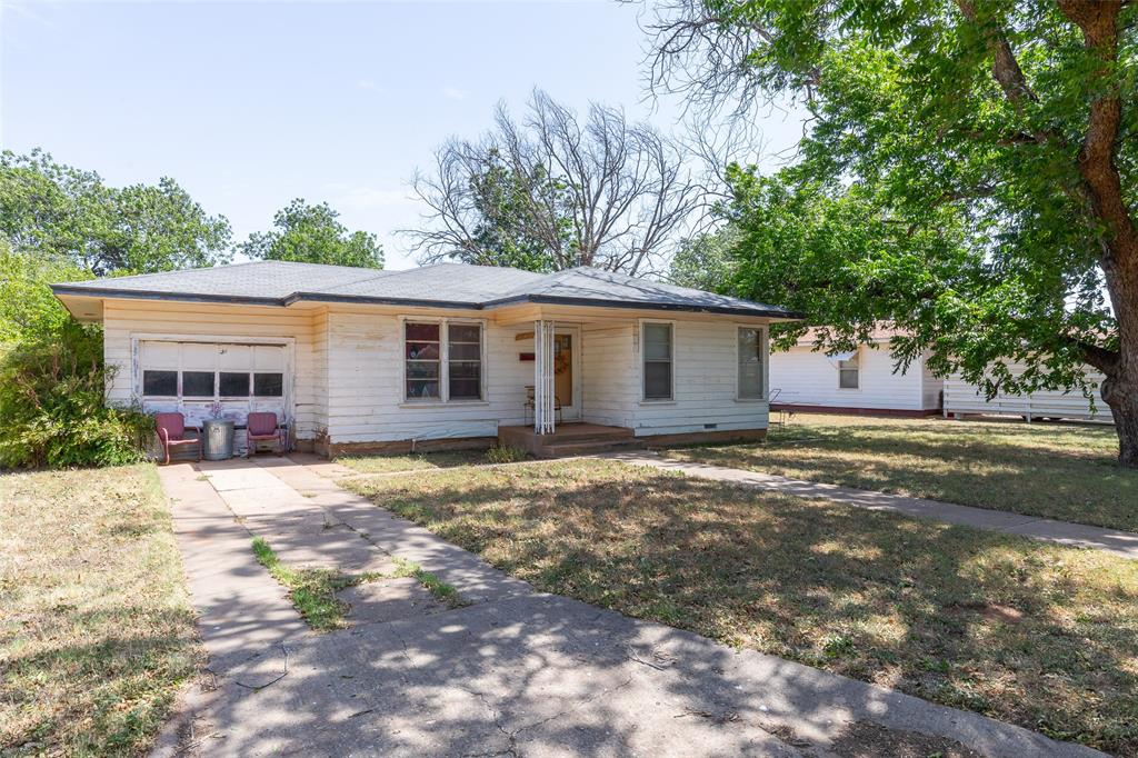 1404 Herring Property Photo 1
