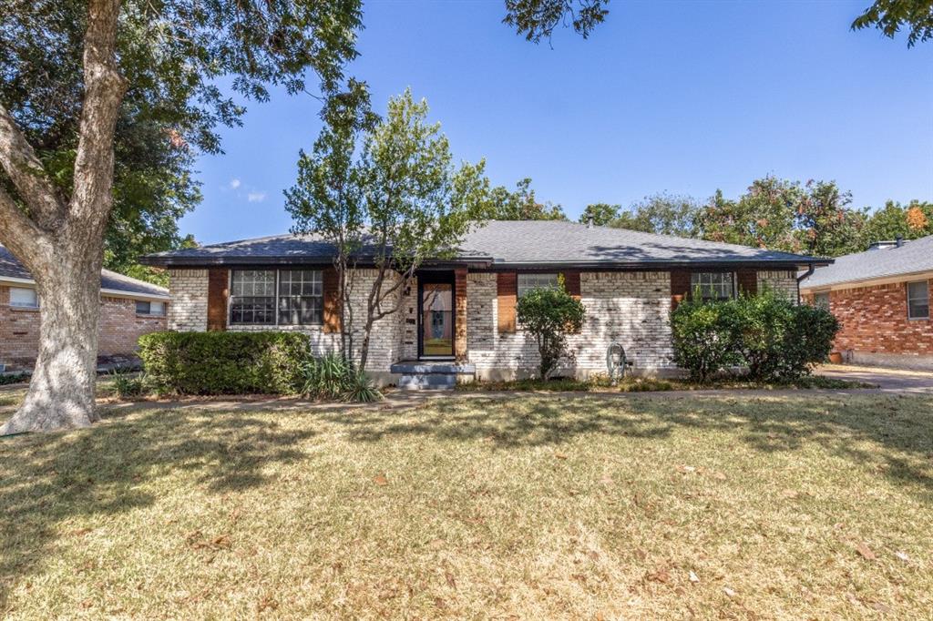 8435 Sweetwood Drive Property Photo 1