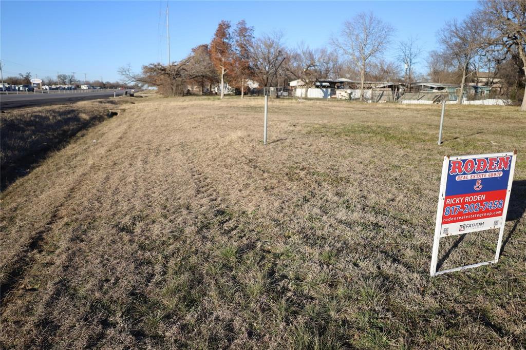 4204 N Main Street Property Photo 1