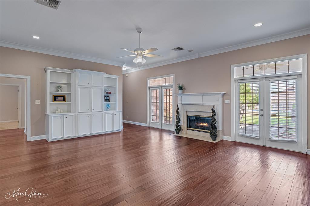 205 Tealwood Drive Property Photo 4