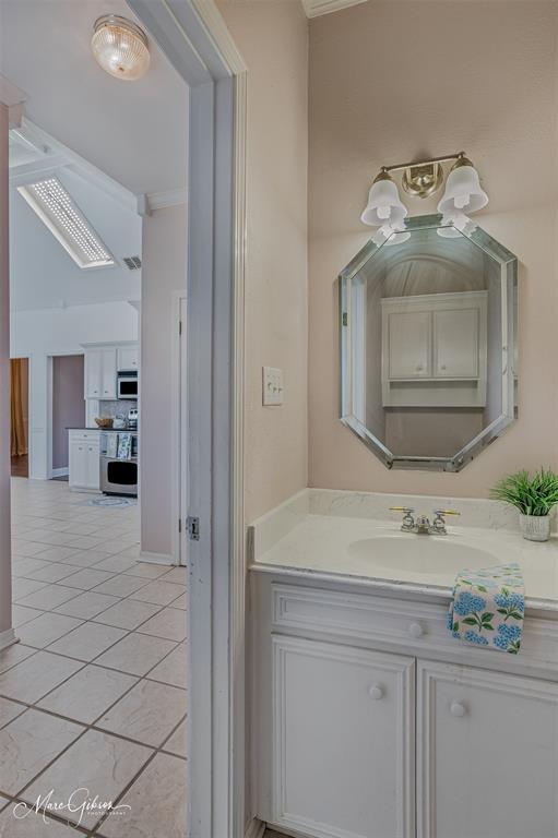 205 Tealwood Drive Property Photo 8