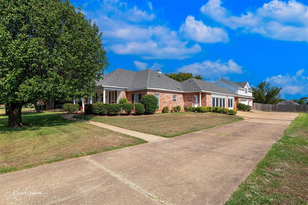 205 Tealwood Drive Property Photo 31