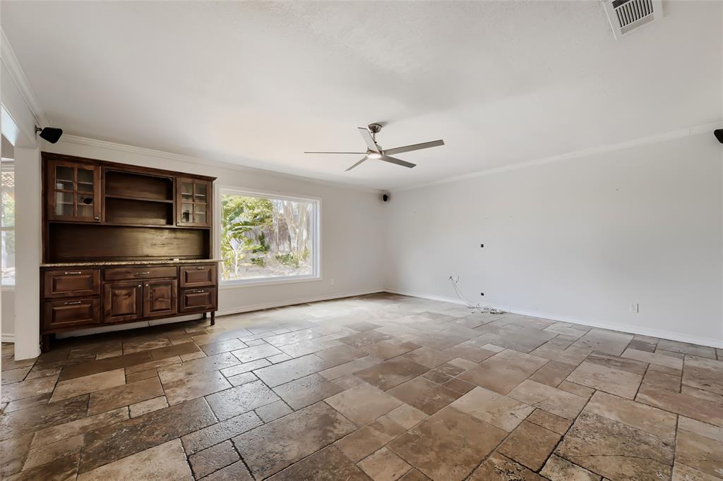 6504 Genoa Road Property Photo 7