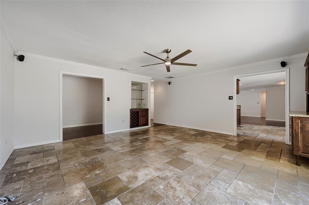 6504 Genoa Road Property Photo 8