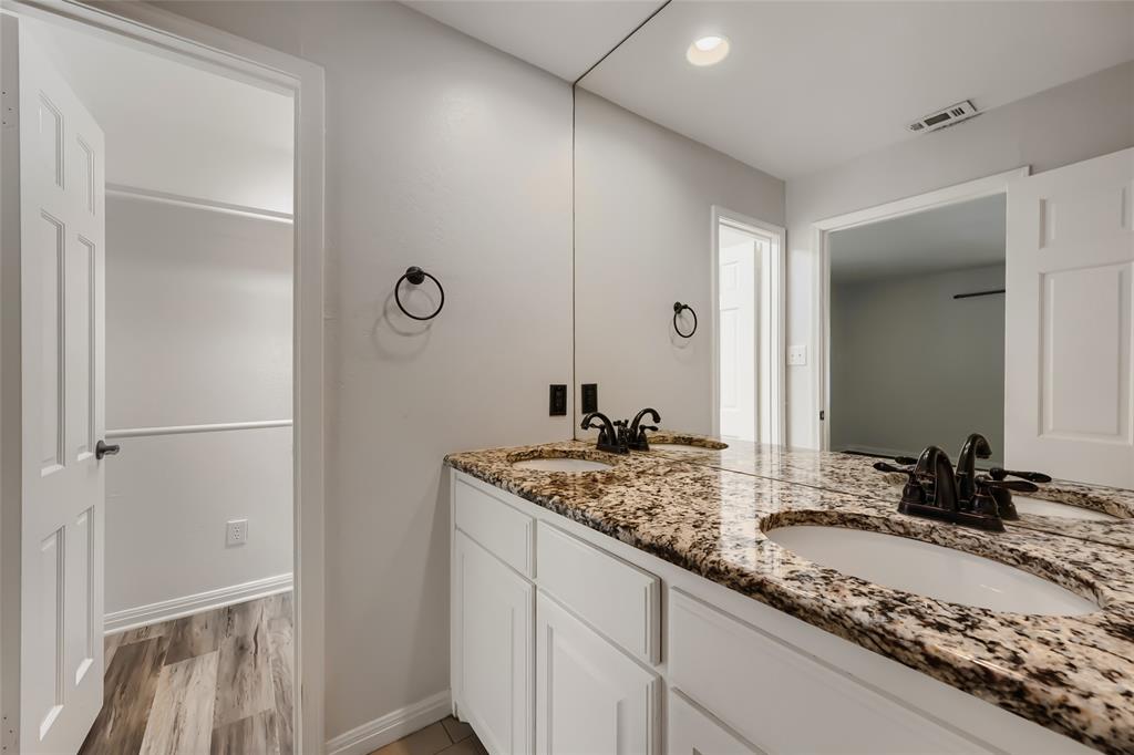 6504 Genoa Road Property Photo 16