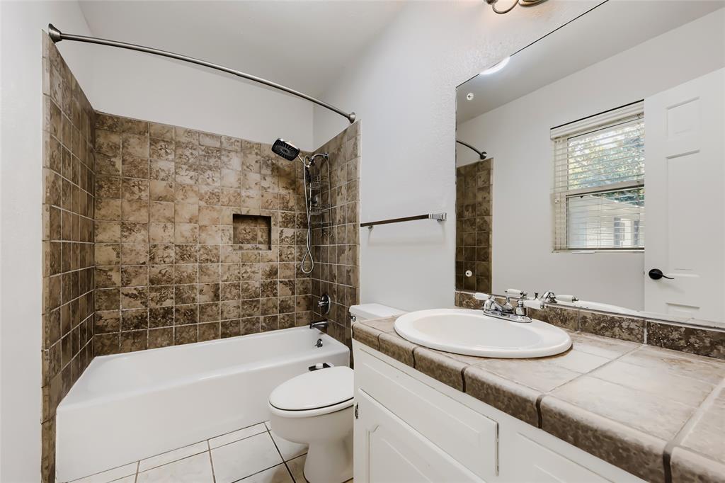 6504 Genoa Road Property Photo 20