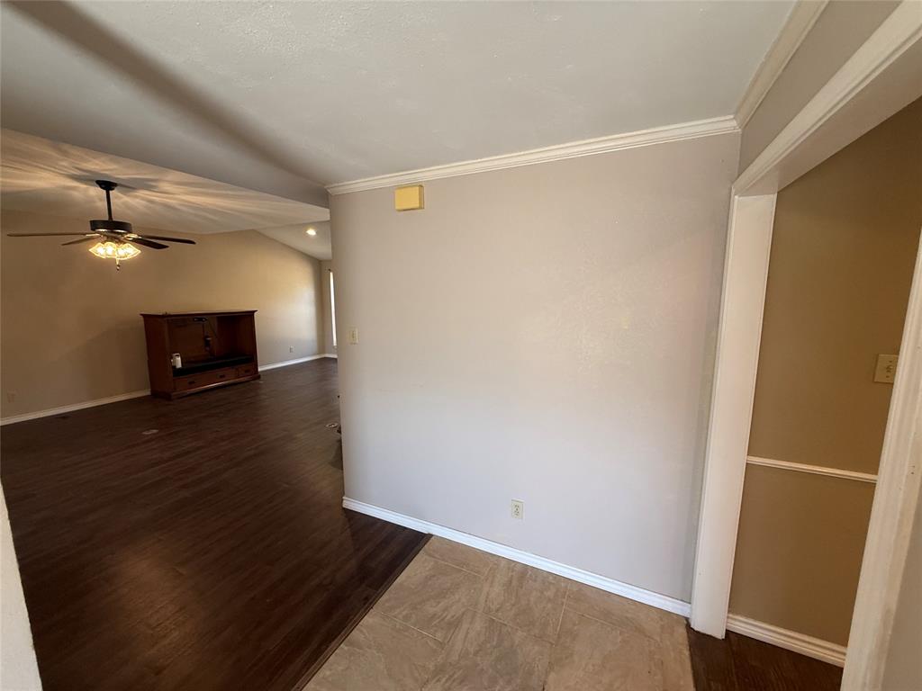 820 Forgotten Lane Property Photo 6