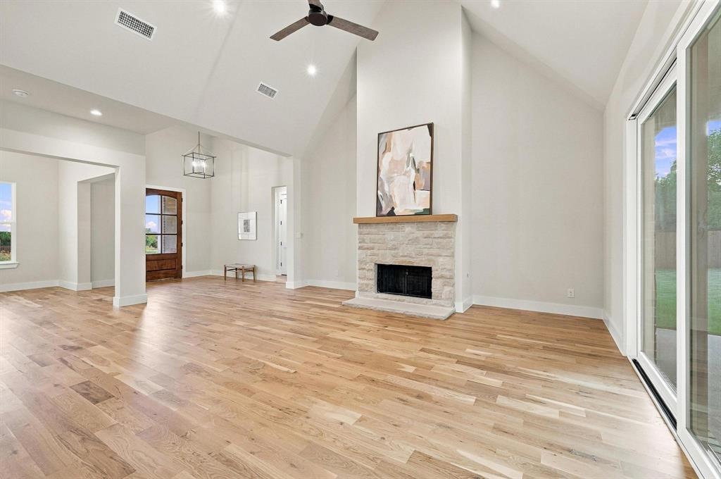 1830 Heritage Knoll Drive Property Photo 8