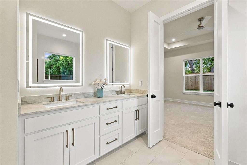 1830 Heritage Knoll Drive Property Photo 32