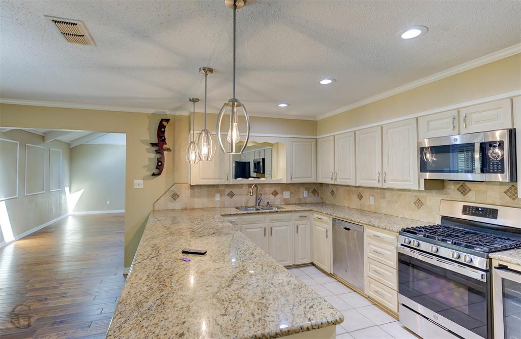 6216 N Windermere Drive Property Photo 10