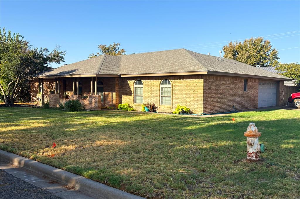2802 Wood Street Property Photo 1